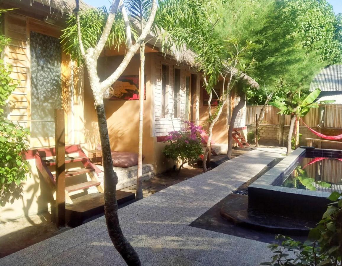 The Huts Villa Джили Трауанган Екстериор снимка