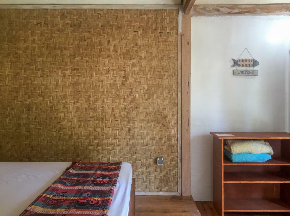The Huts Villa Джили Трауанган Екстериор снимка